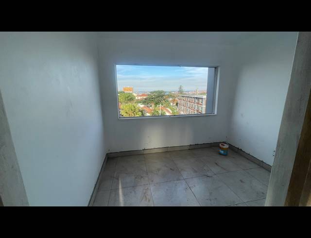11 BEDROOM APARTMENT BLOCK FOR SALE IN BULWER